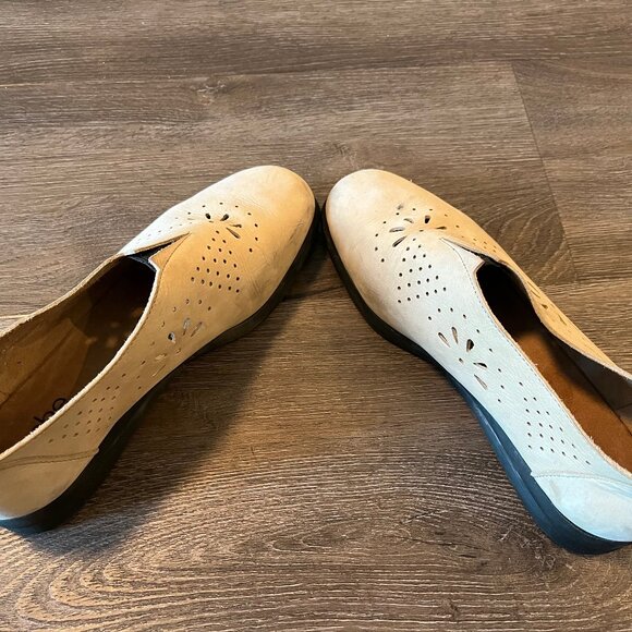 Woman's Arche Made in France- Beige- EU Size 39 - Picture 4 of 5